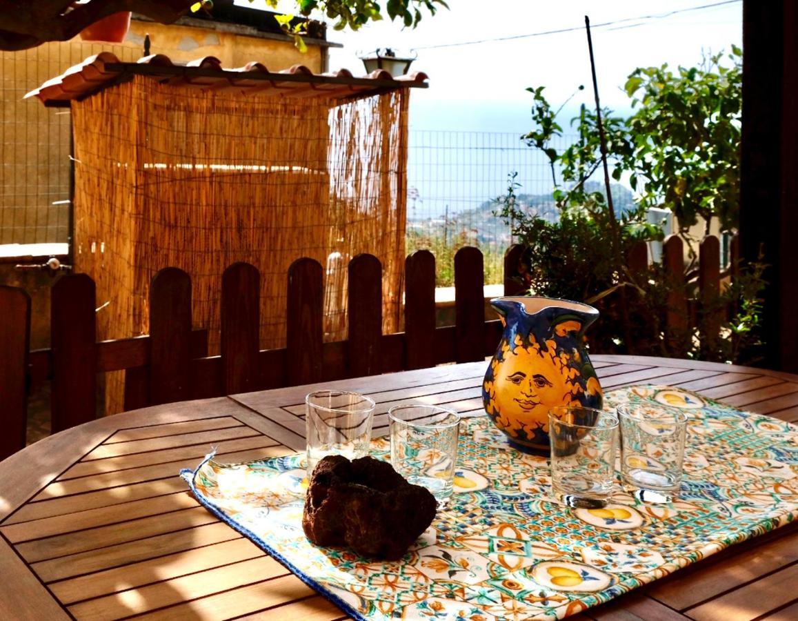 Casa Vacanze Marale Castelmola Buitenkant foto